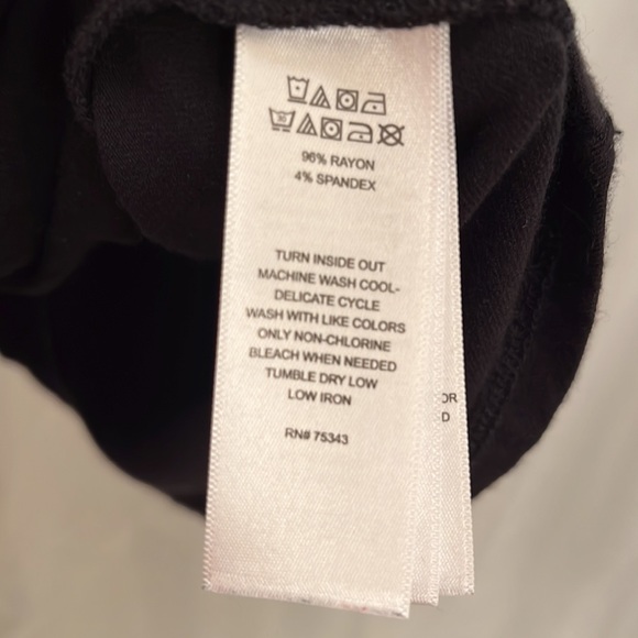 Jones New York Black Plus Size Top. Size 3X - Picture 3 of 4